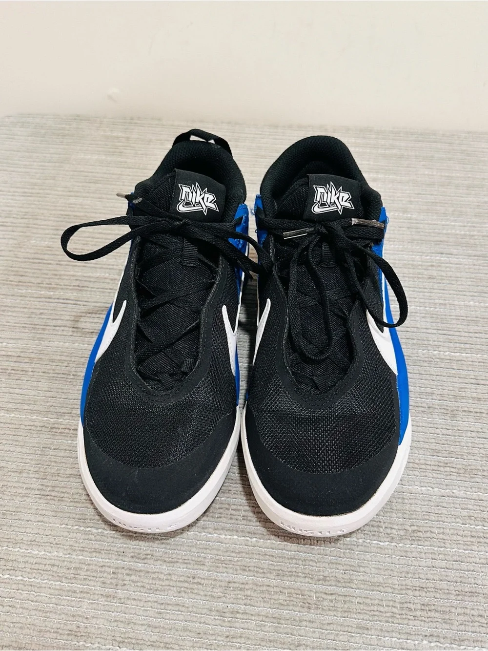 Nike Team Hustle D 10 GS Black Game Royal Blue Youth Sz 5.5Y EUR 38 CW6735-010